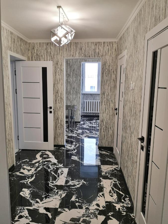 Black And White Apartment Kišiněv Exteriér fotografie
